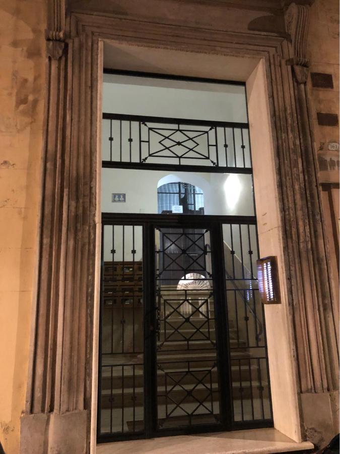 Roma E Il Pittore Екстериор снимка